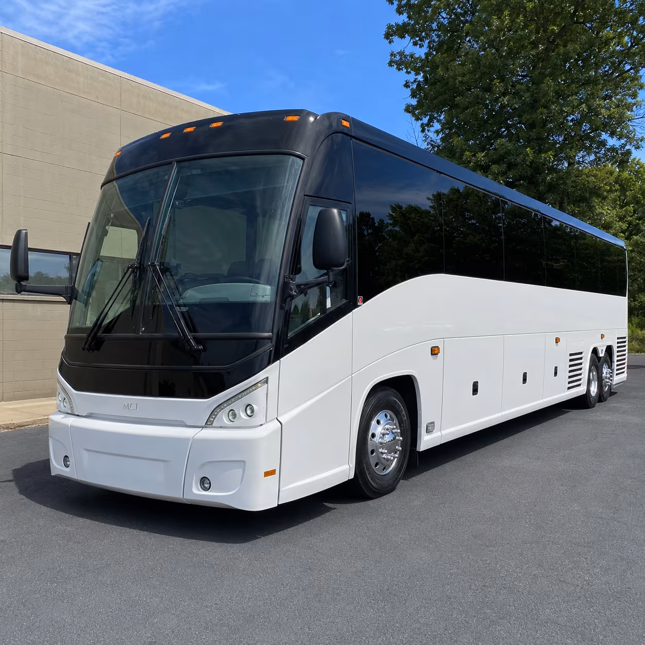 charter buses to dfw international airport for corporate groups