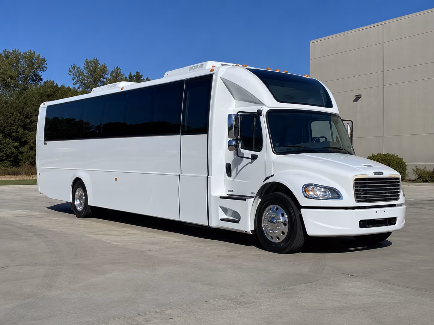 flower mound 28 passenger party bus